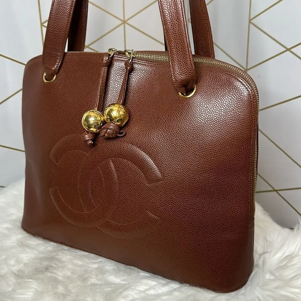 💯Authentic Chanel Caviar Double Zipped Handbag🍀